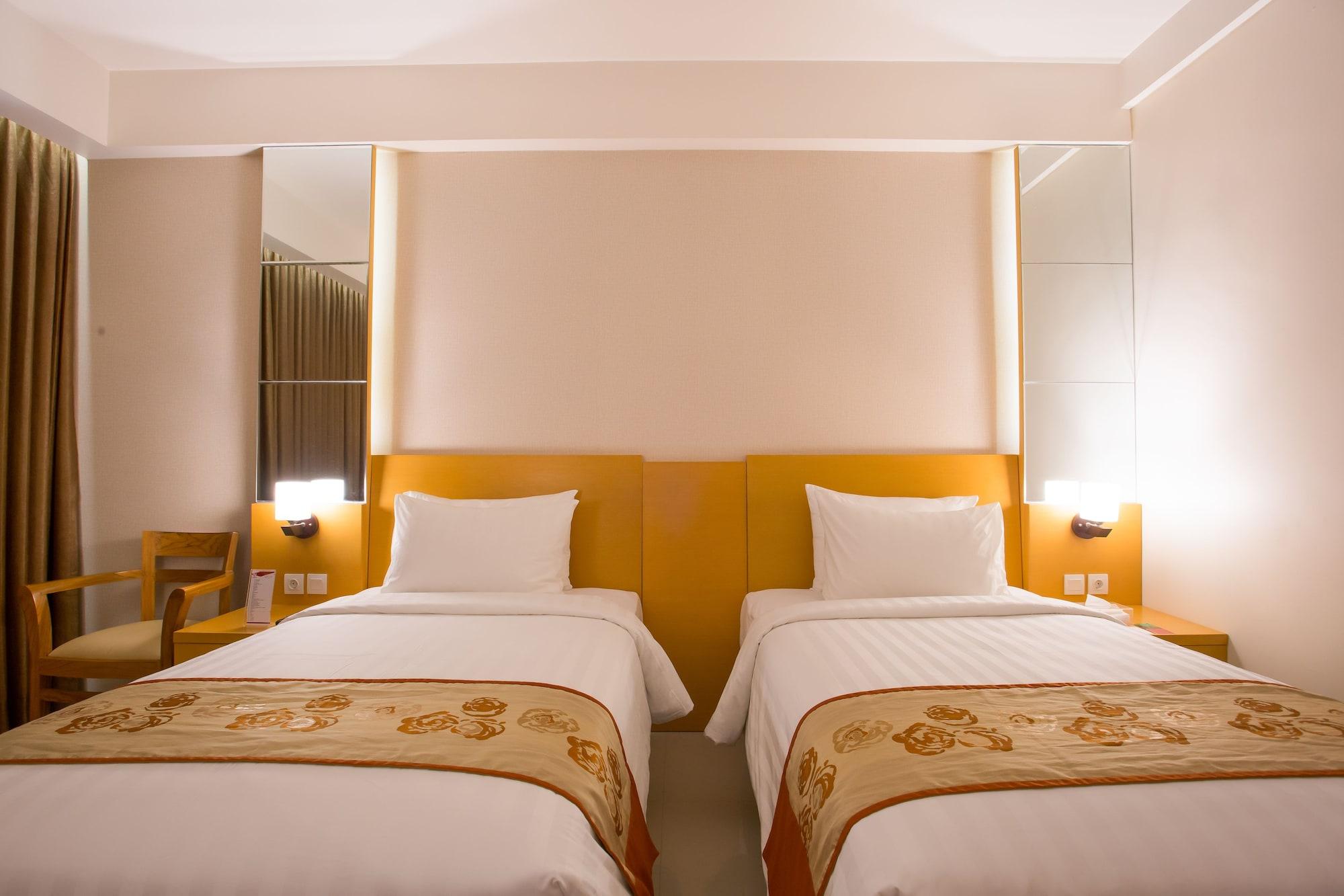 Golden Palace Hotel Lombok Mataram Ngoại thất bức ảnh