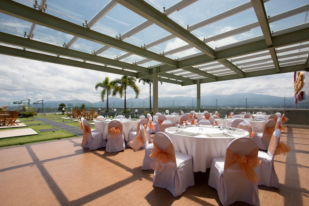 Golden Palace Hotel Lombok Mataram Ngoại thất bức ảnh