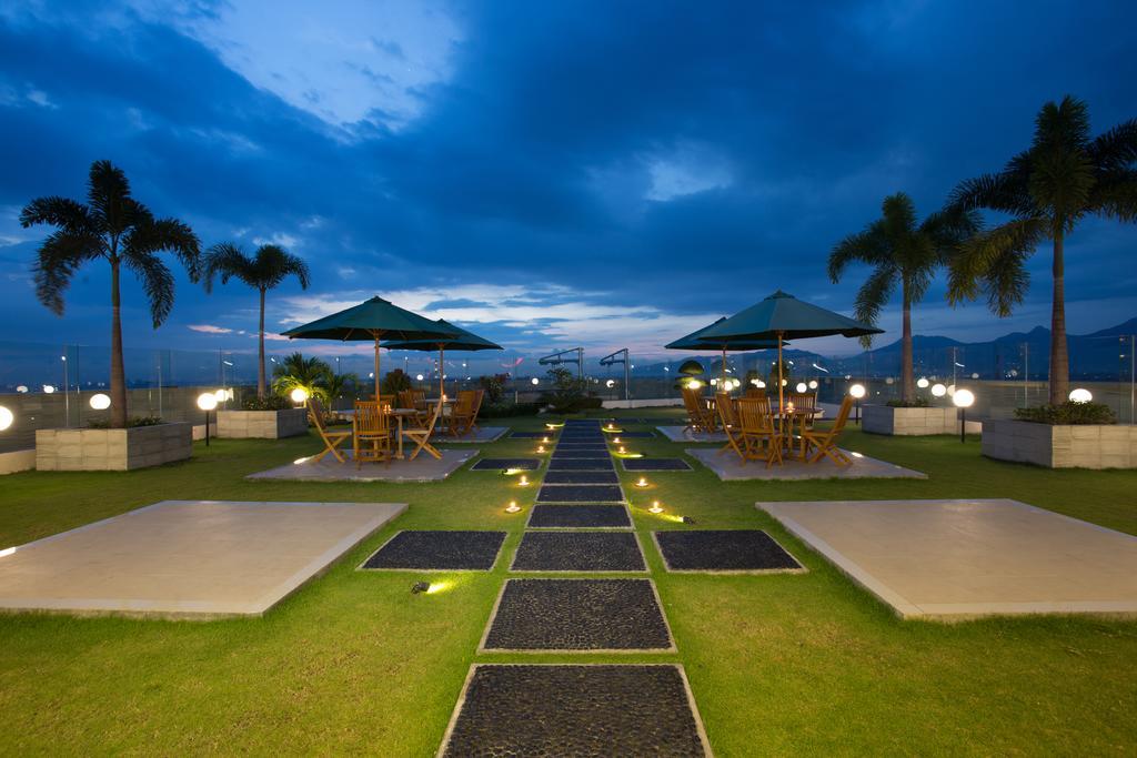 Golden Palace Hotel Lombok Mataram Ngoại thất bức ảnh