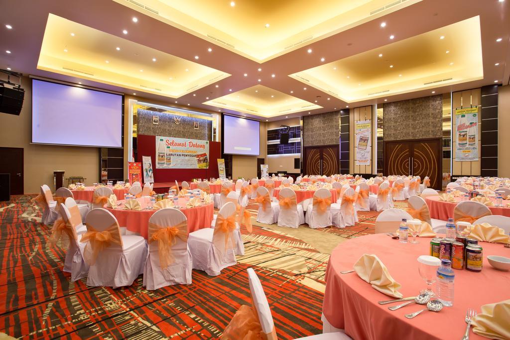 Golden Palace Hotel Lombok Mataram Ngoại thất bức ảnh