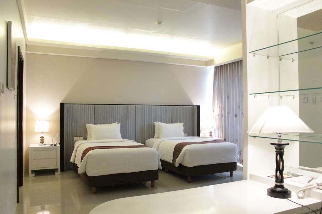 Golden Palace Hotel Lombok Mataram Ngoại thất bức ảnh